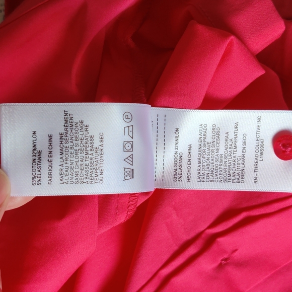 Laundry by Shelli Segal 💕 magenta ruffle accent blouse - Picture 9 of 11